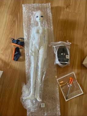 Smart Doll in White.